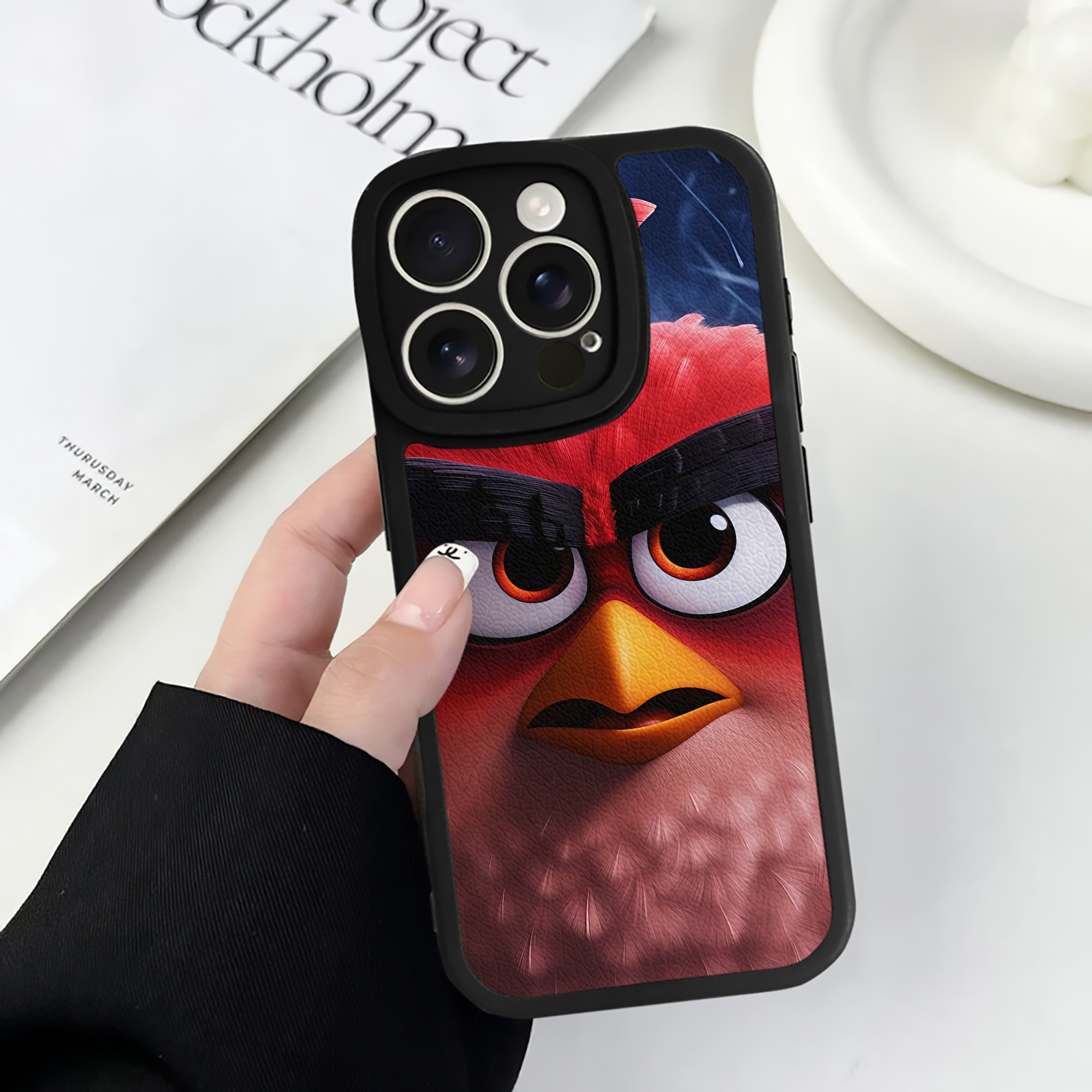 （画像用） Angry Birds アングリーバード 【iPhone 16シリーズ対応】シリコンスマホケース（レザー調） 材質：シリコン